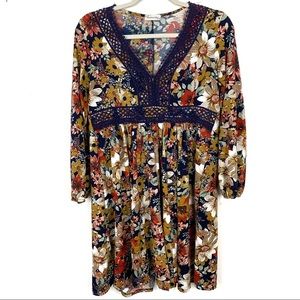 SOUTHERN STITCH Floral V-neck Dress Crochet Detail Size Medium